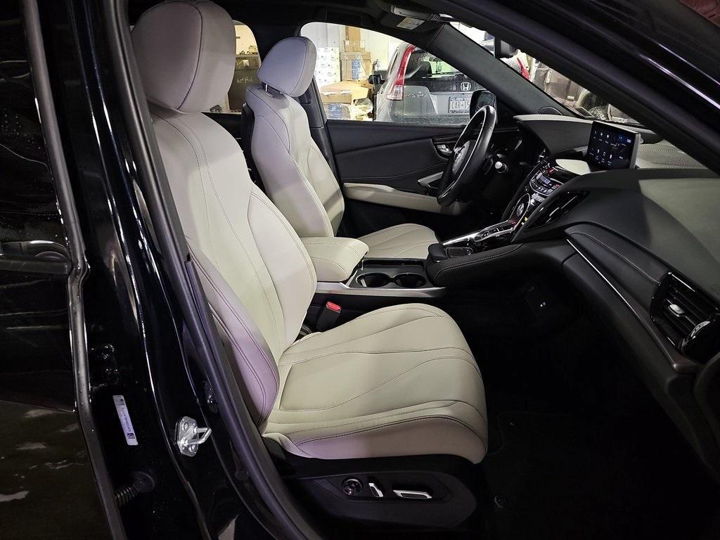 used 2025 Acura RDX car, priced at $40,250
