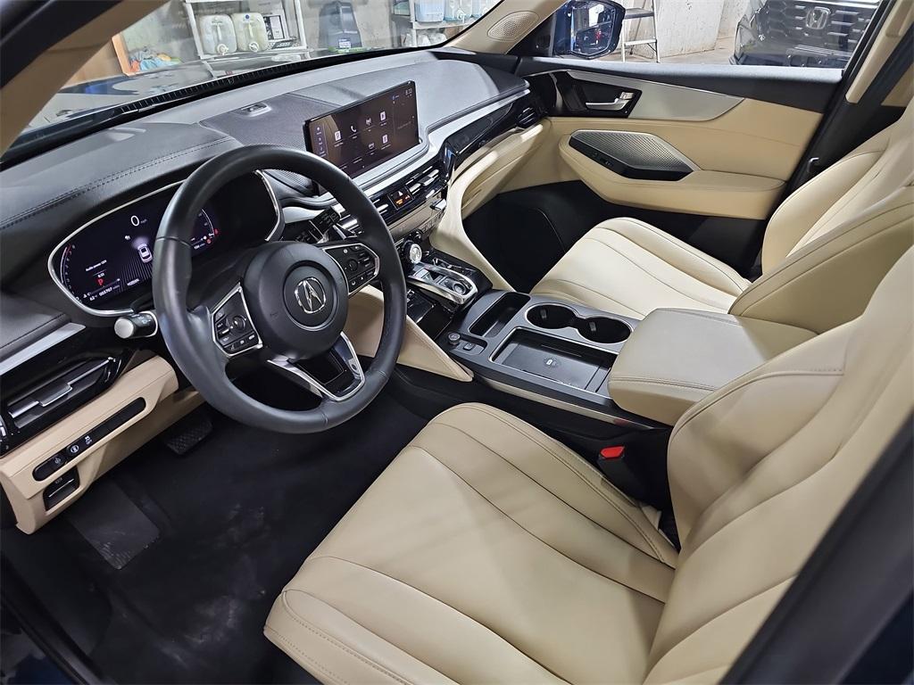 used 2025 Acura MDX car, priced at $46,798