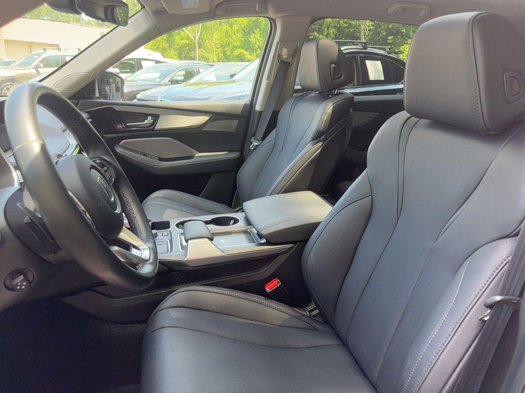 used 2024 Acura MDX car, priced at $39,875