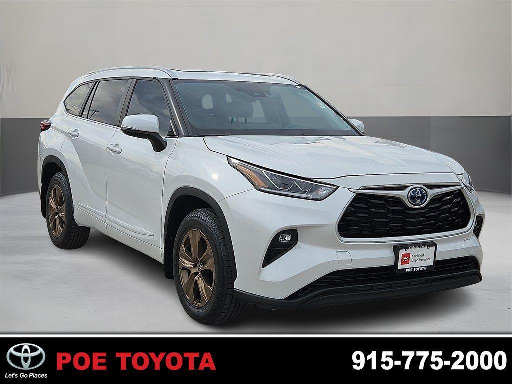 used 2023 Toyota Highlander Hybrid car, priced at $38,493