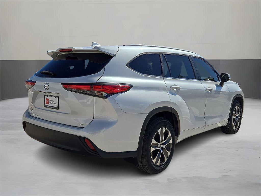 used 2023 Toyota Highlander car, priced at $37,275