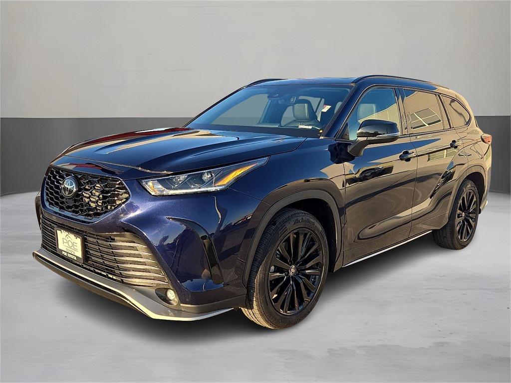 used 2024 Toyota Highlander car, priced at $44,951