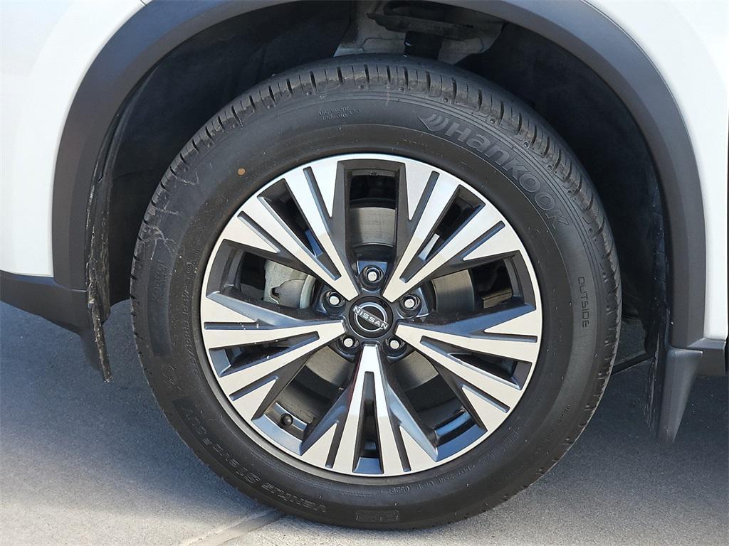 used 2023 Nissan Rogue car, priced at $24,905