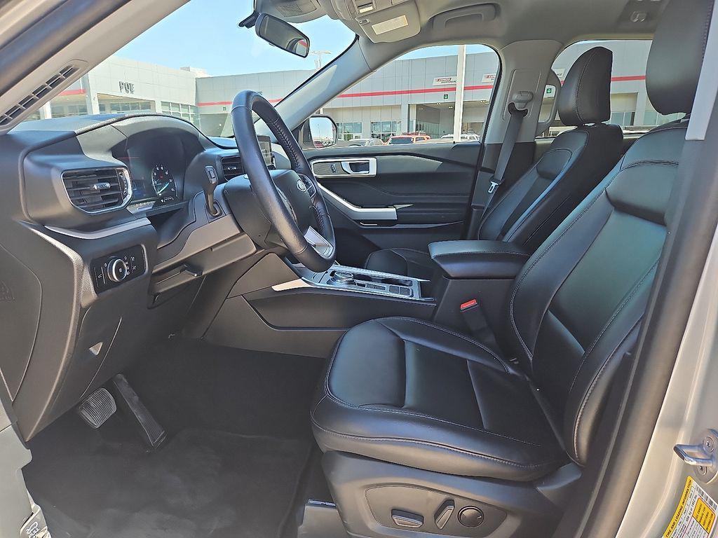 used 2023 Ford Explorer car, priced at $31,318