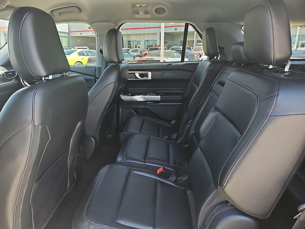 used 2023 Ford Explorer car, priced at $31,318