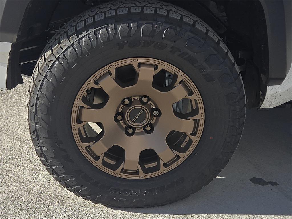 new 2026 Toyota 4Runner Hybrid car, priced at $77,732