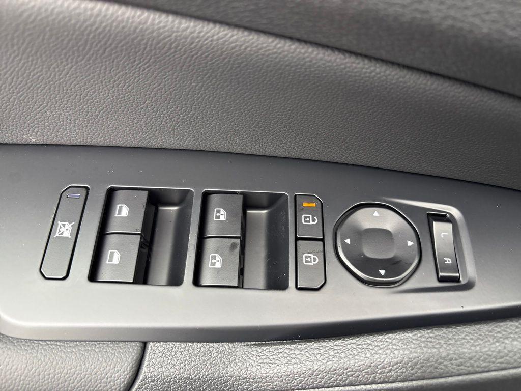 new 2026 Kia Sportage car, priced at $35,775