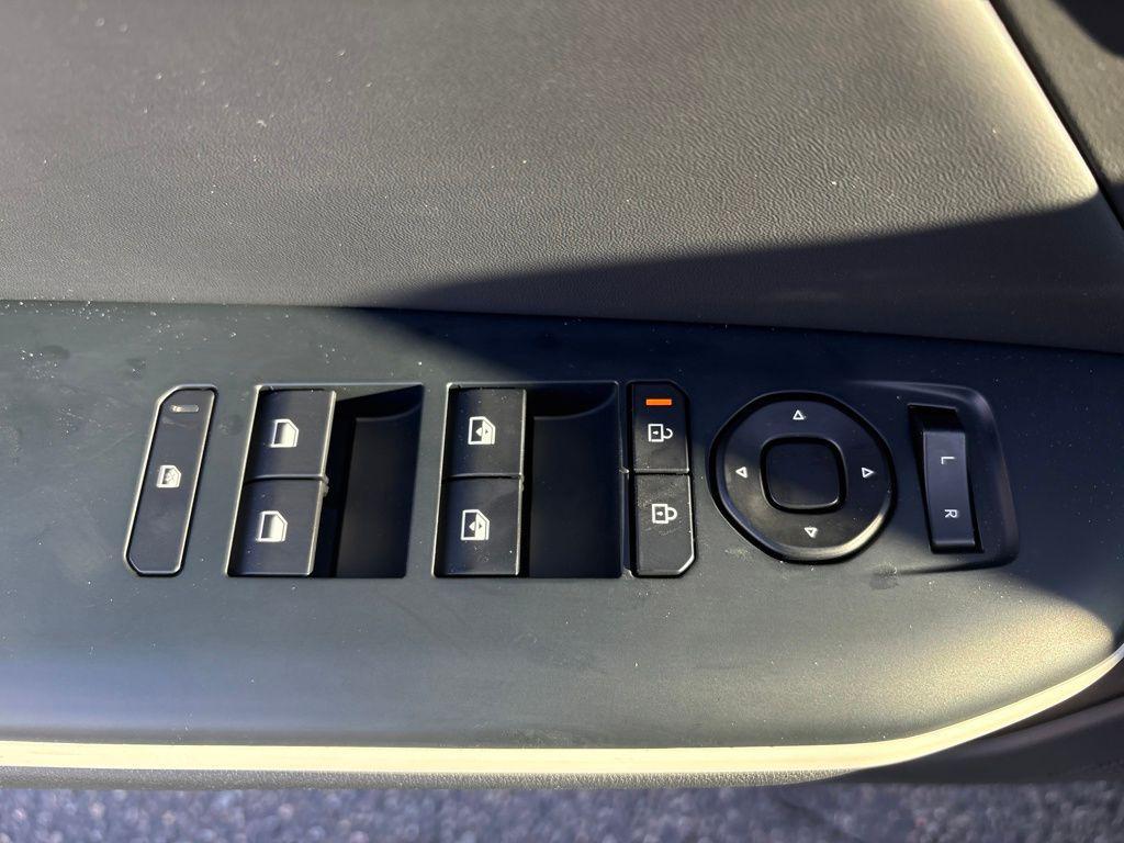 new 2025 Kia K4 car, priced at $31,215