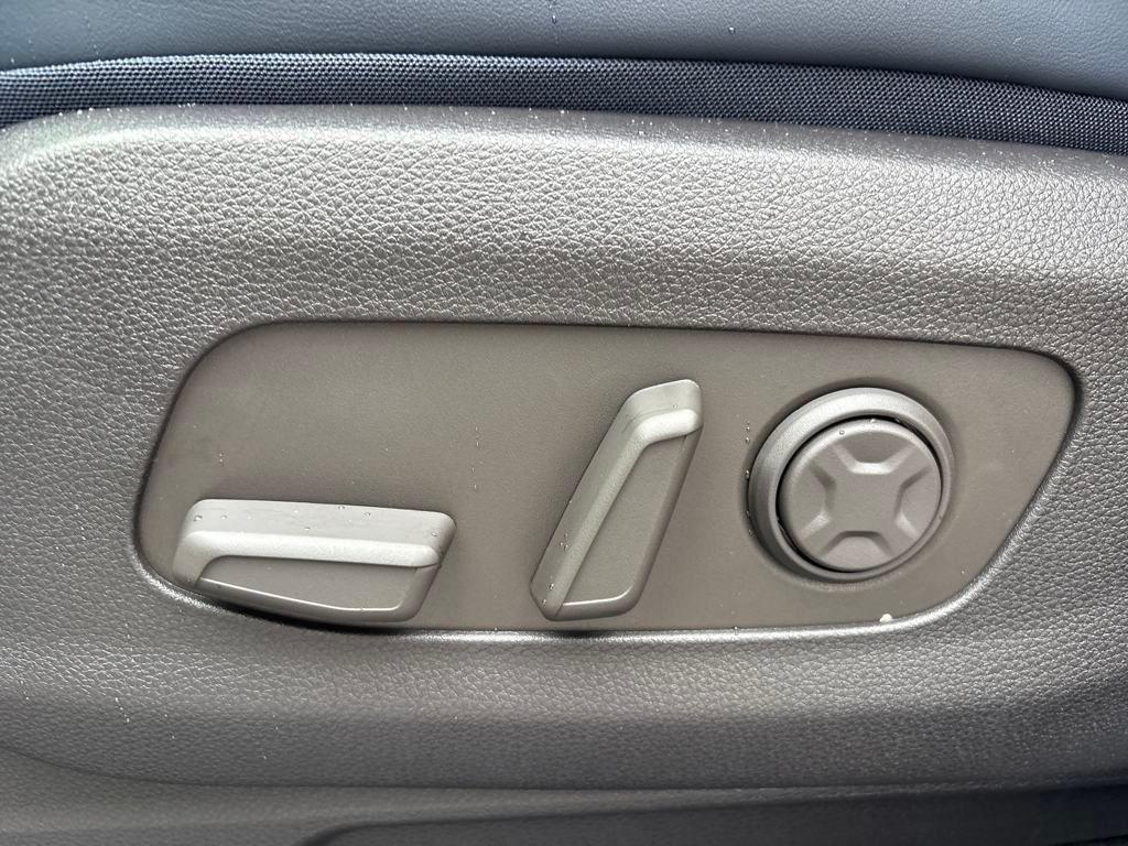 new 2026 Kia Carnival car, priced at $49,295