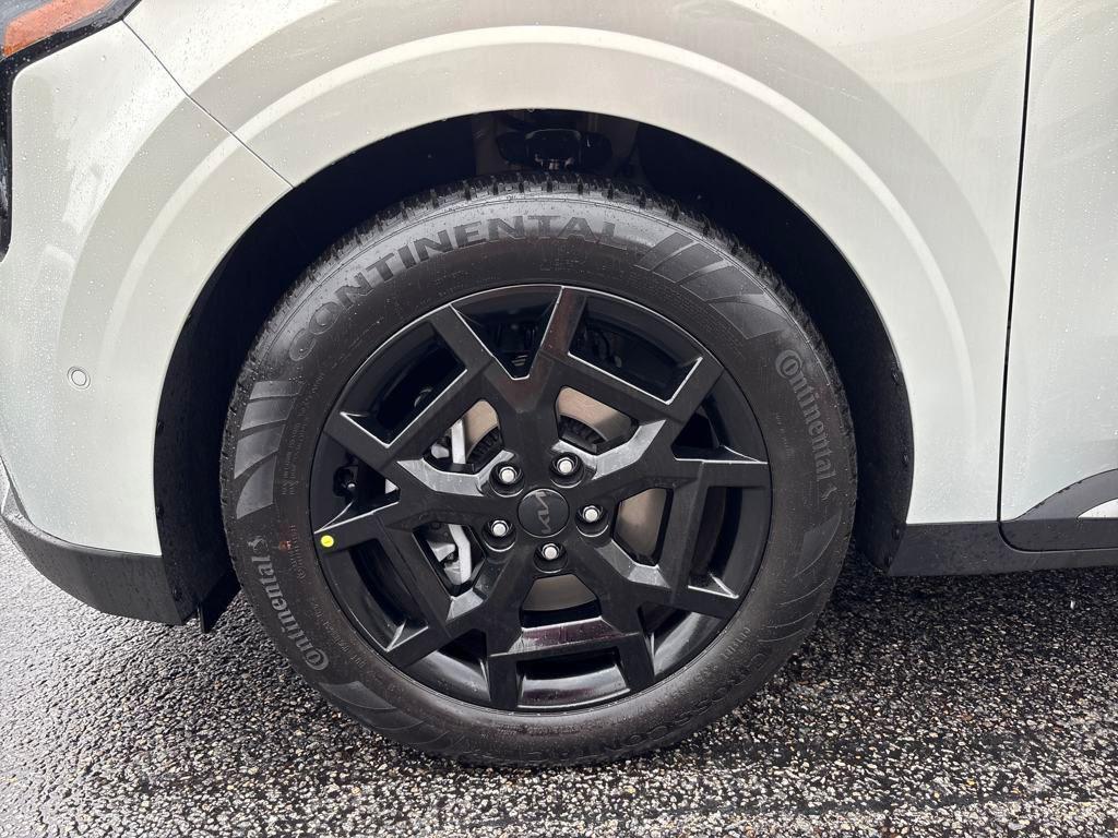 new 2026 Kia Carnival car, priced at $49,295