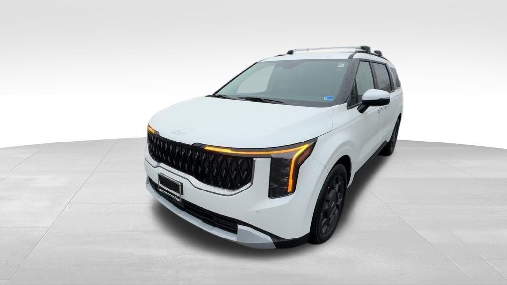 new 2026 Kia Carnival Hybrid car, priced at $46,295