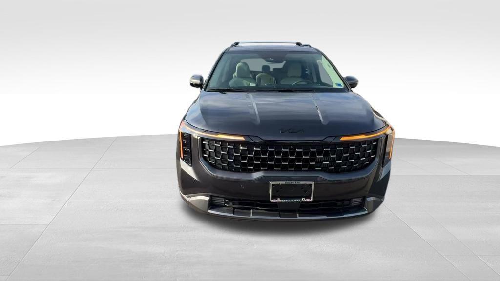 new 2026 Kia Carnival Hybrid car, priced at $51,670