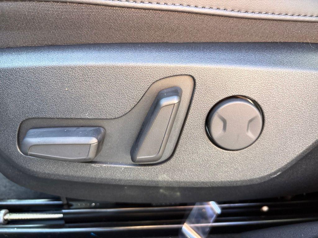 new 2025 Kia EV6 car, priced at $53,745