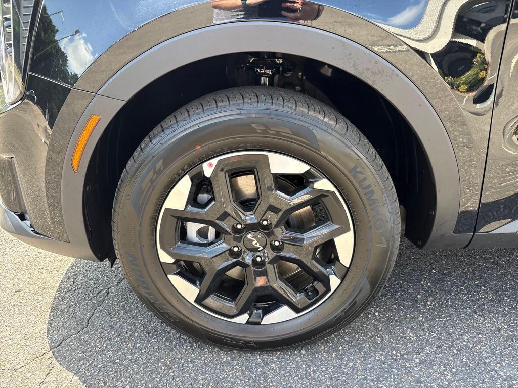 new 2025 Kia Sorento car, priced at $37,030