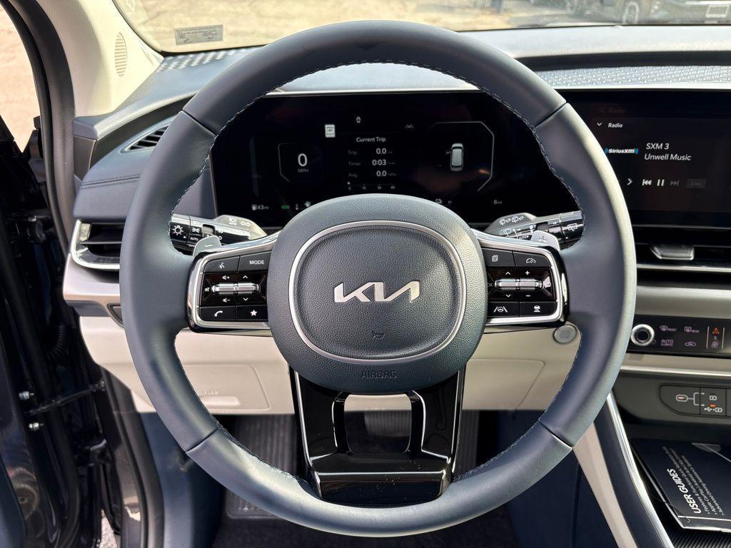 new 2026 Kia Carnival Hybrid car, priced at $52,165