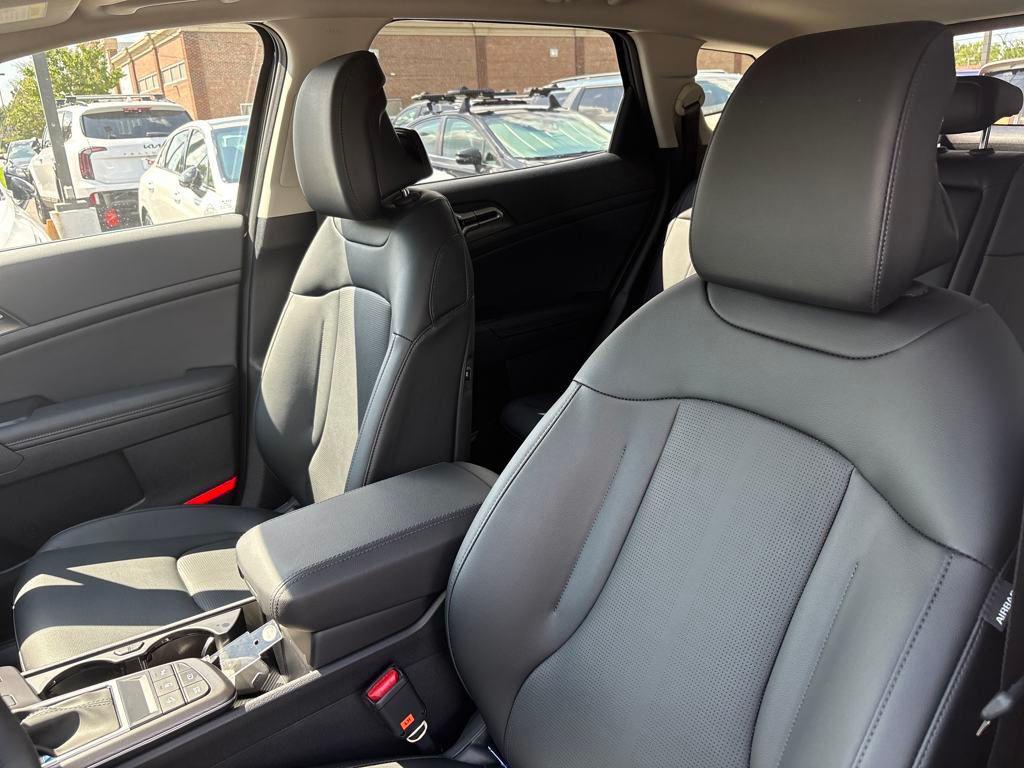 new 2026 Kia Sportage car, priced at $35,425