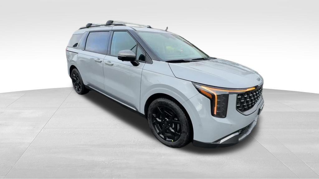 new 2026 Kia Carnival Hybrid car, priced at $58,625