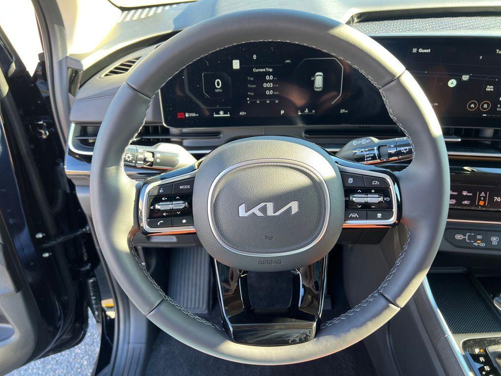 new 2026 Kia Carnival car, priced at $56,580