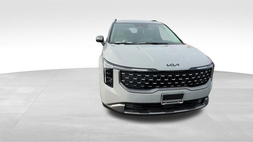 new 2026 Kia Carnival Hybrid car, priced at $51,765