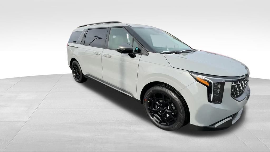 new 2026 Kia Carnival Hybrid car, priced at $51,765