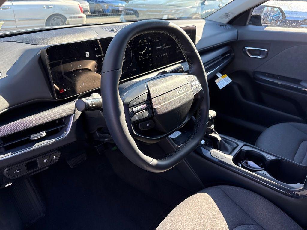 new 2025 Kia K4 car, priced at $24,375