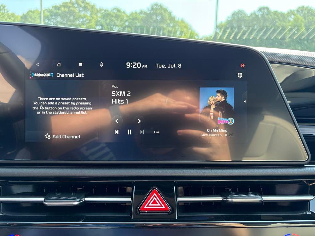 new 2025 Kia Niro car, priced at $30,620