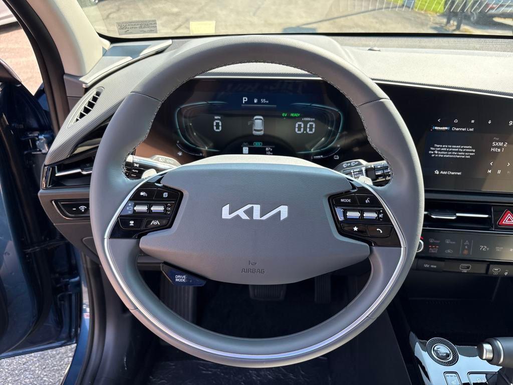 new 2025 Kia Niro car, priced at $30,620