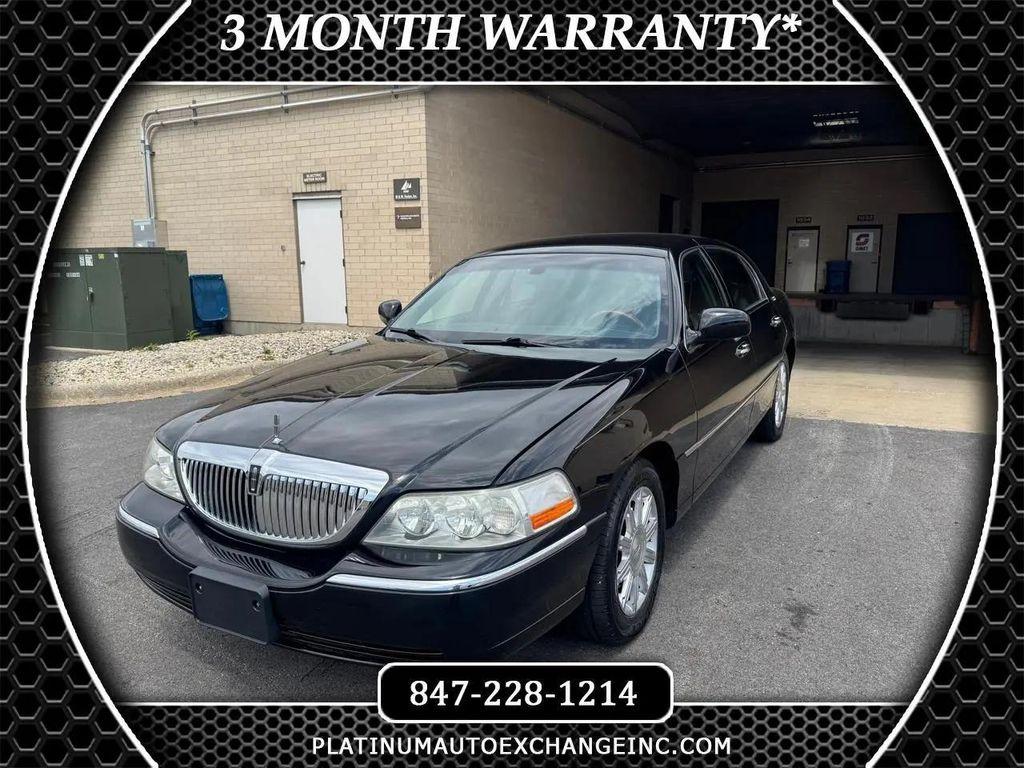 used 2009 Lincoln Town Car car, priced at $7,980