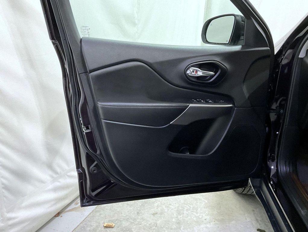 used 2021 Jeep Cherokee car, priced at $20,986