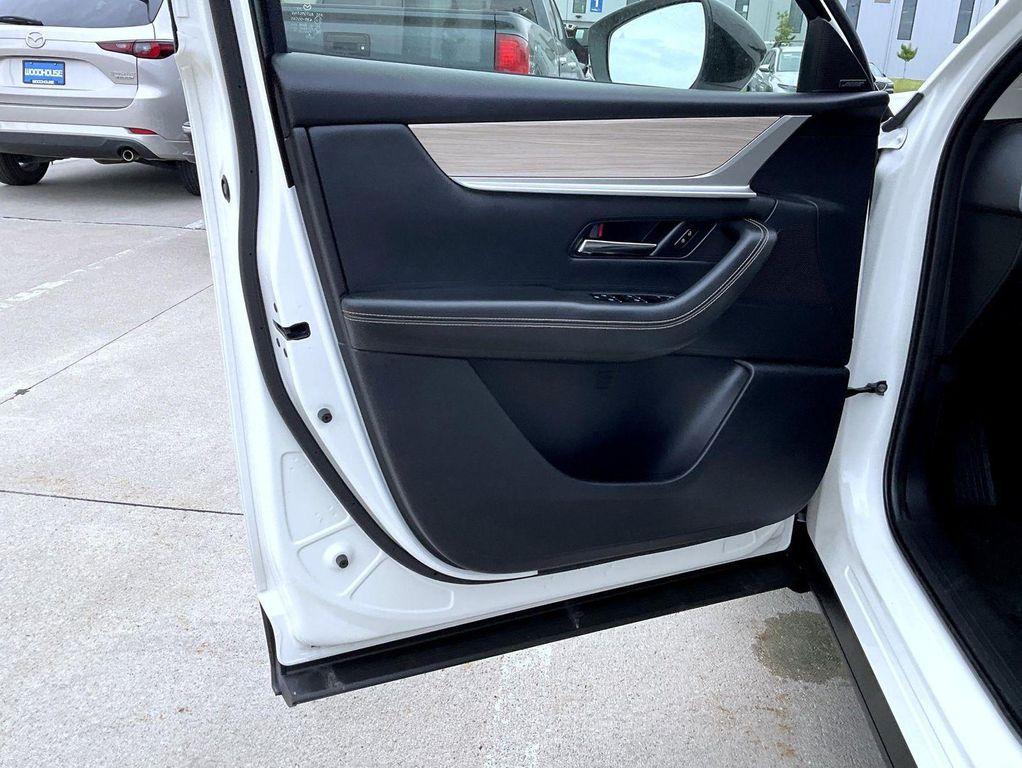 used 2025 Mazda CX-90 car, priced at $35,834