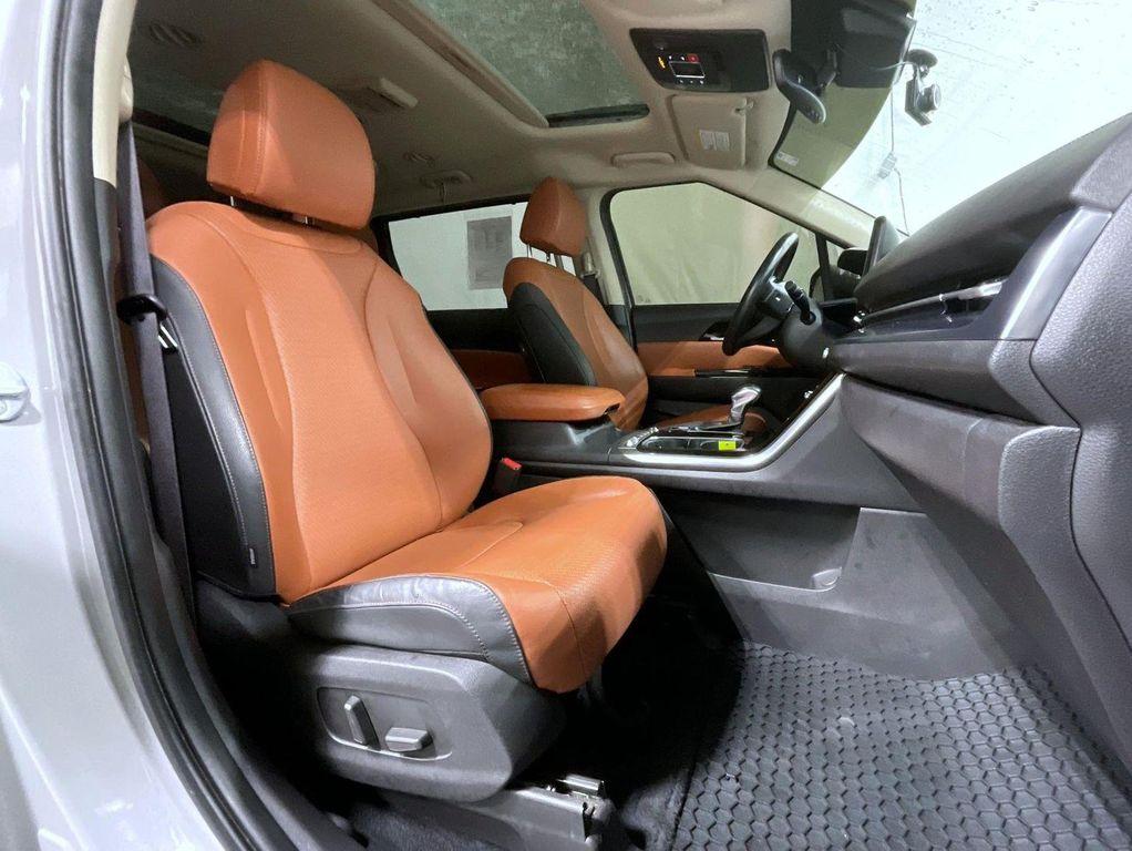 used 2023 Kia Carnival car, priced at $34,625