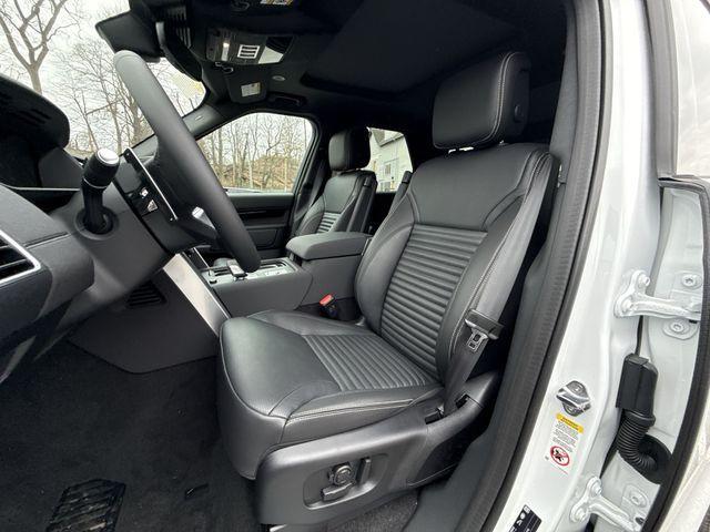new 2026 Land Rover Discovery car, priced at $66,655