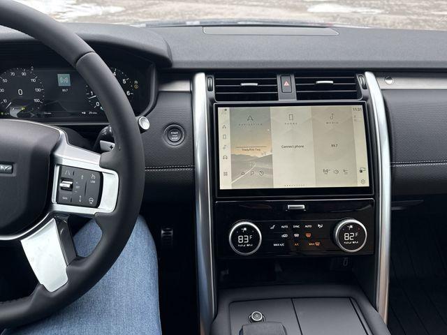new 2026 Land Rover Discovery car, priced at $79,136