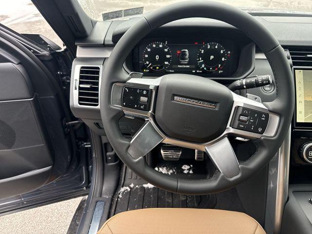 new 2026 Land Rover Discovery car, priced at $79,136