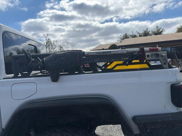 used 2021 Jeep Gladiator car, priced at $54,900