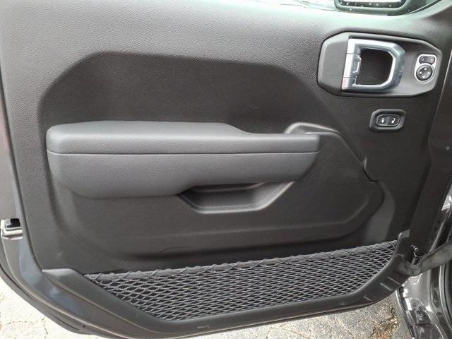 new 2026 Jeep Gladiator car, priced at $46,459