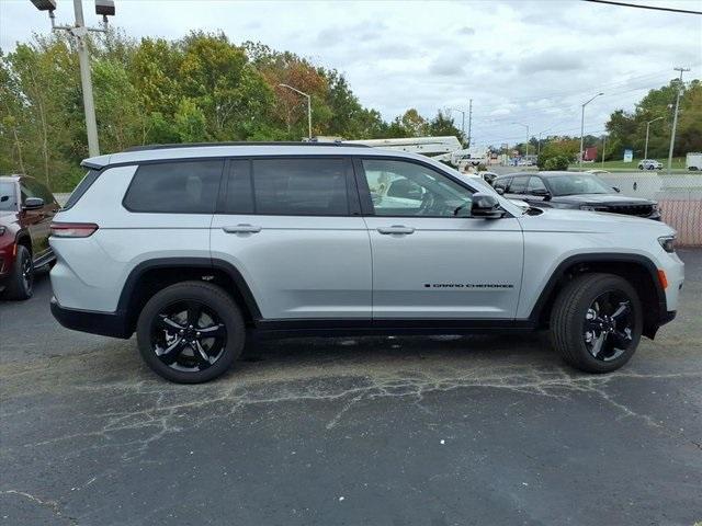 new 2025 Jeep Grand Cherokee L car, priced at $44,142