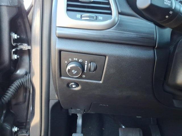 used 2021 Jeep Grand Cherokee car, priced at $25,500