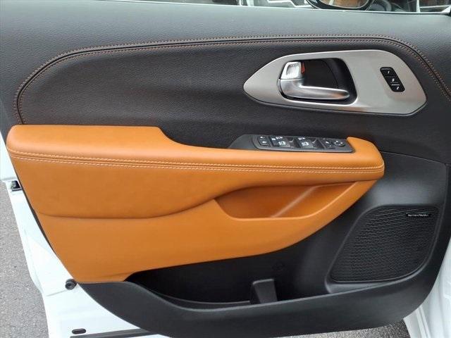 new 2026 Chrysler Pacifica car, priced at $52,510