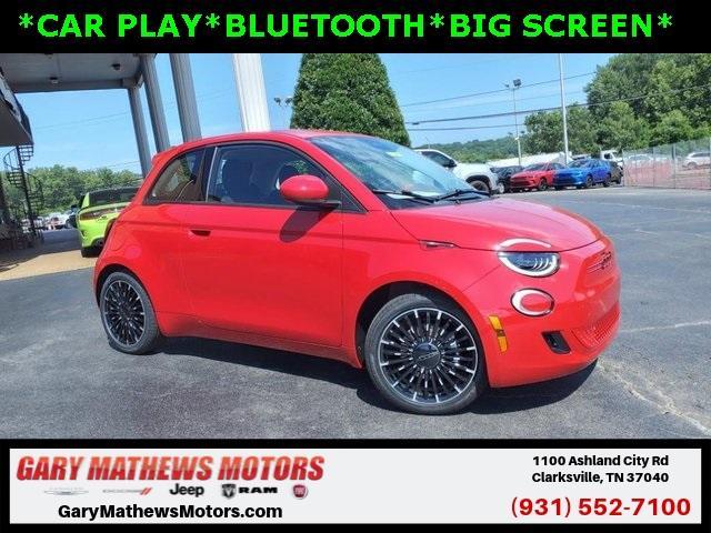 new 2024 FIAT 500e car, priced at $25,000