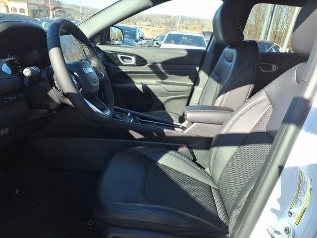 new 2026 Jeep Compass car, priced at $29,981