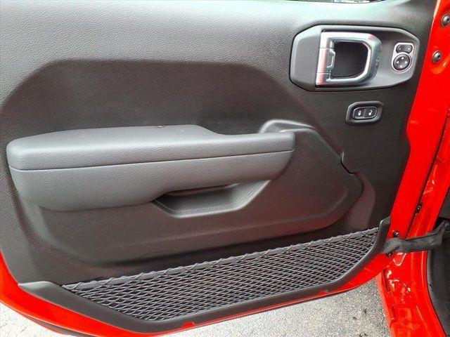 new 2026 Jeep Wrangler car, priced at $46,061