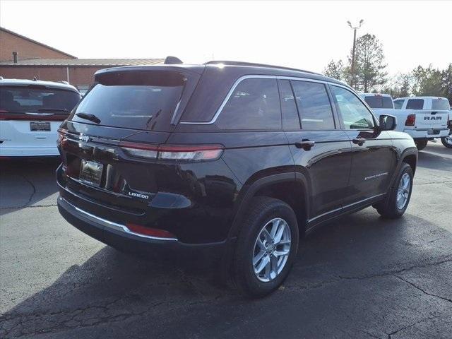 new 2025 Jeep Grand Cherokee car, priced at $41,033