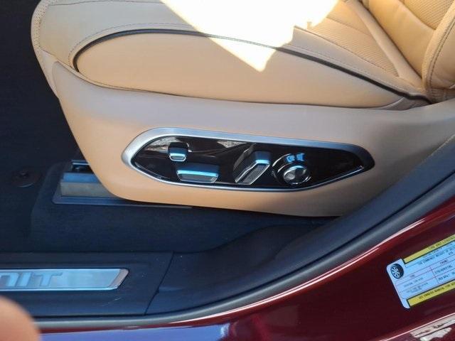 new 2025 Jeep Grand Cherokee car, priced at $70,321