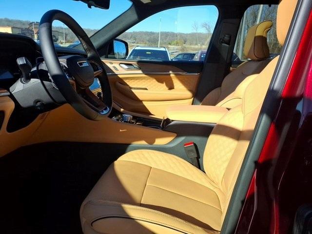 new 2025 Jeep Grand Cherokee car, priced at $70,321