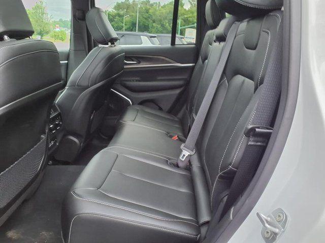 new 2025 Jeep Grand Cherokee car, priced at $44,465