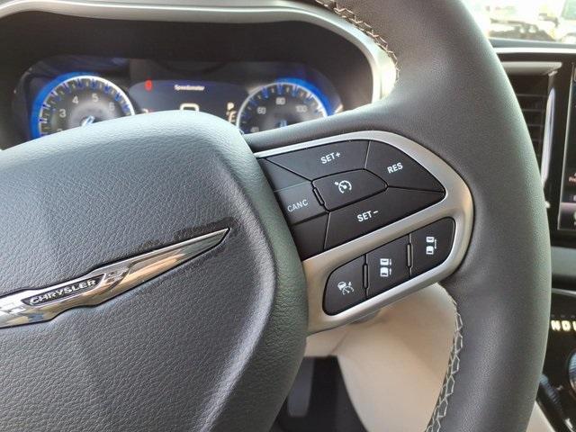 used 2024 Chrysler Pacifica car, priced at $31,000