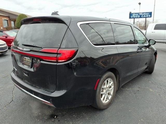 used 2024 Chrysler Pacifica car, priced at $29,500