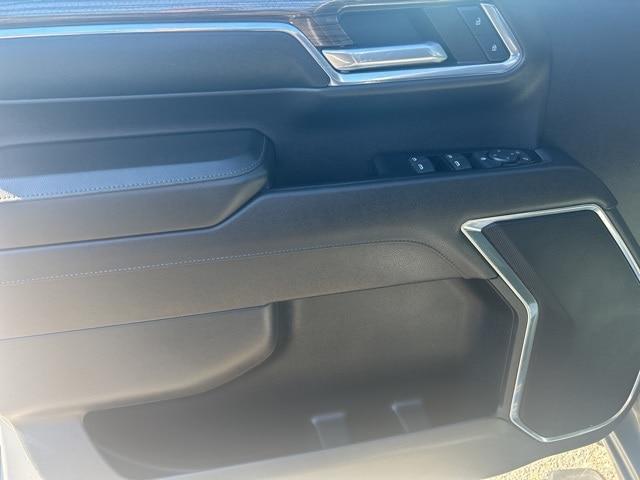 used 2024 Chevrolet Silverado 2500 car, priced at $47,990