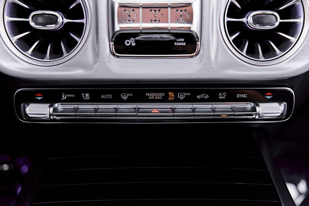 Mercedes-Benz G-Class view 84